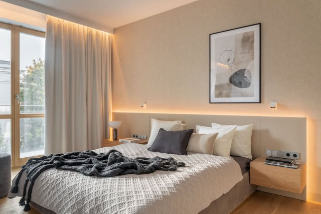 Beżowa sypialnia