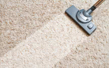 Pranie i czyszczenie dywanów - na sucho czy mokro? Najlepsze domowe sposoby