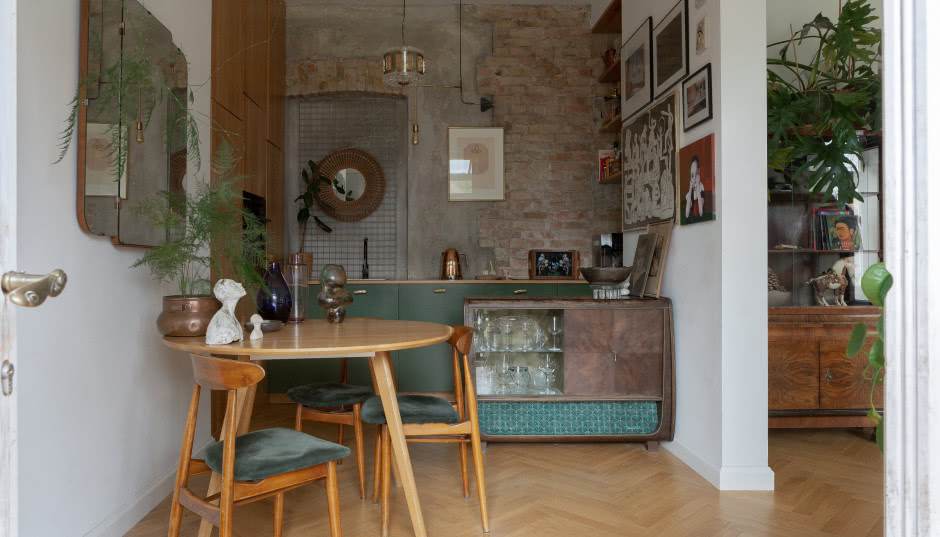 Mieszkanie vintage w gdańskiej kamienicy. Wyposażono je w meble z lat 60-tych!