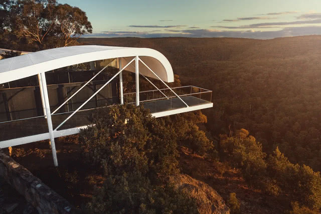 dom inspirowany Bauhausem