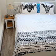 KUKU.RYKU, czyli pościel z kogutem, to ukłon HUG...