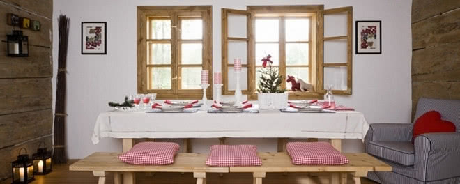 Wiejska chata świątecznie