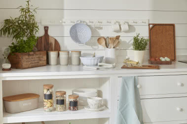 Biała kuchnia - czy nadal jest modna?