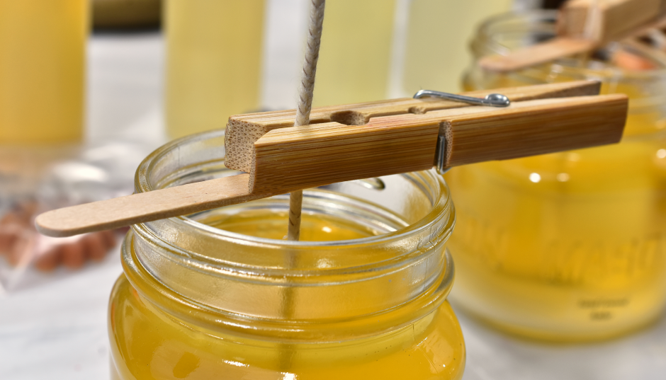 Jak zrobić świeczkę? Praktyczny poradnik diy