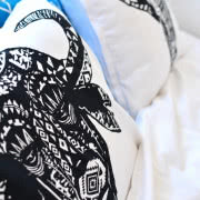 KUKU.RYKU, czyli pościel z kogutem, to ukłon HUG...