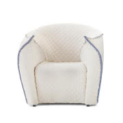 Stołek Blossom jest częścią projektu Objets...