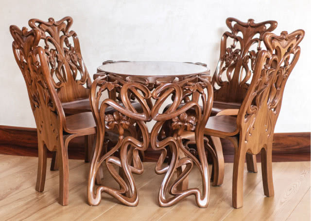 ręcznie rzeźbiony, stolik i krzesła