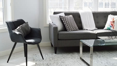 Wnętrzarskie SOS: jak usunąć trudne plamy ze ścian?