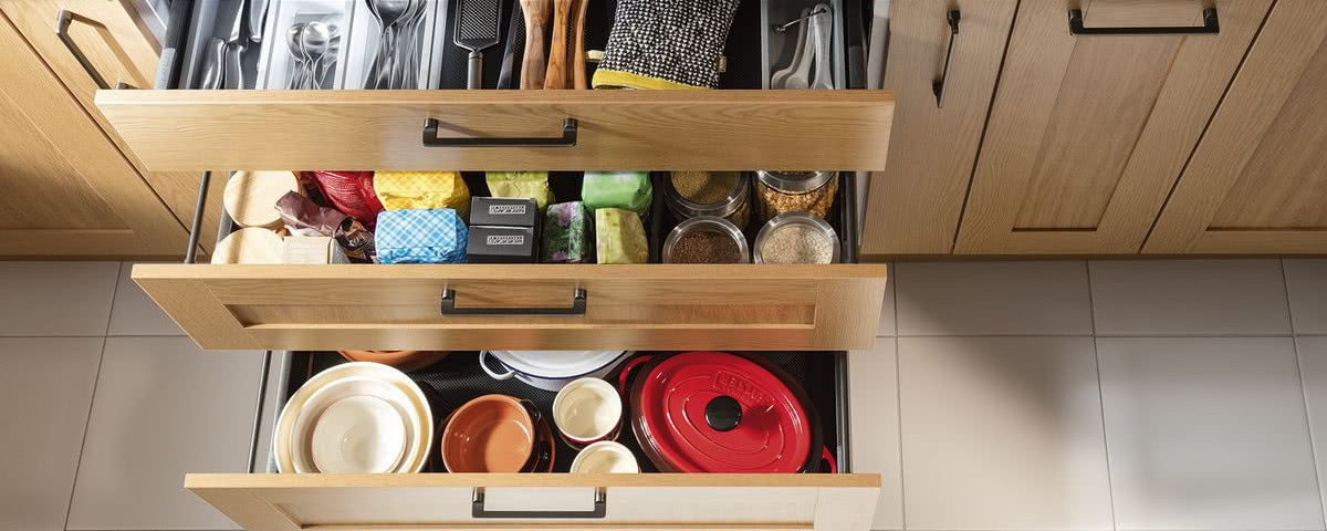 Jak wybrać dobrą szufladę kuchenną? 4 rzeczy, które warto wiedzieć