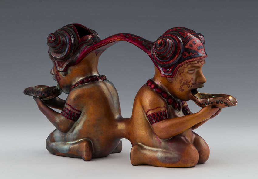 Przedmiot ozdobny w stylu prekolumbijskim, 1897,...