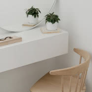 Mieszkanie singielki urządzone w spokojnych barwach