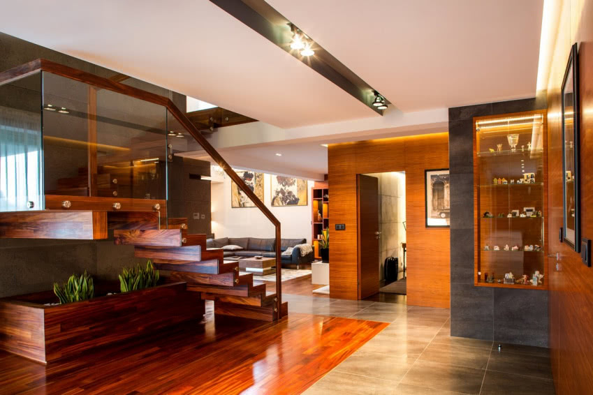 Dywanowe schody zawsze wyglądają efektownie....