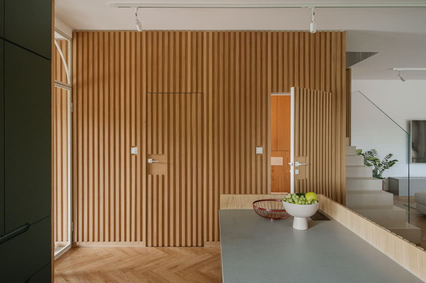 Dobrze zamaskowane – drzwi zostały ładnie...