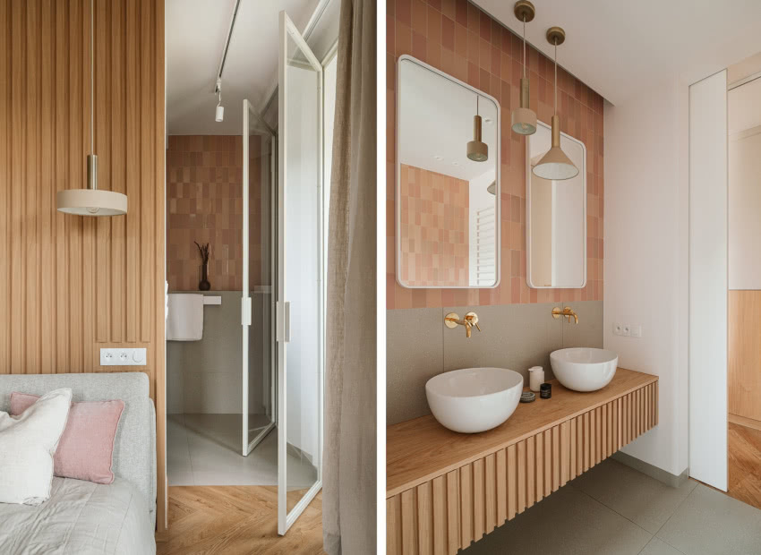 Ta łazienka jest otwarta na sypialnię. Płytki...