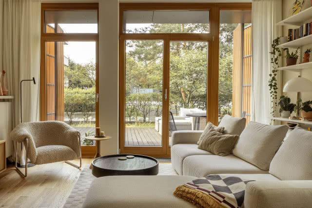 ciepłe mieszkanie w odcieniach beżu