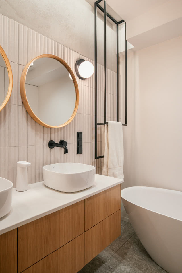 łazienka aranżacja z wanną