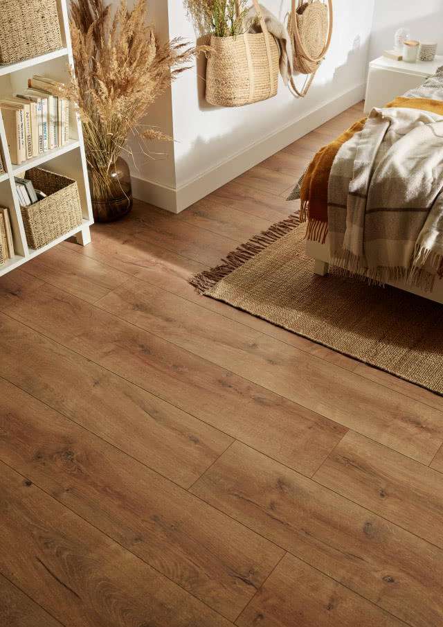 drewniane panele podłogowe laminowane