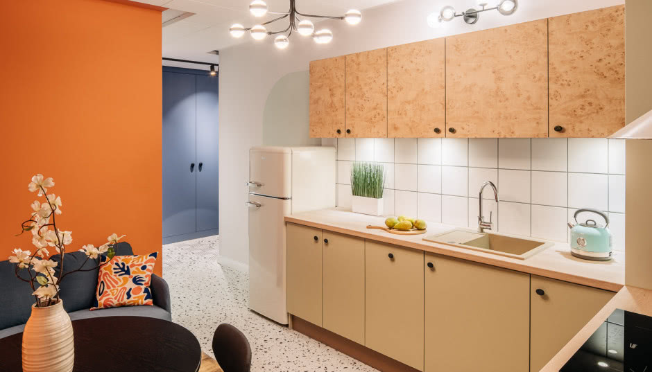 Kolorowe mieszkanie dla studentów w Krakowie. Małe, ale efektowne!