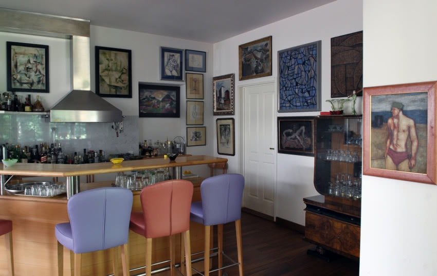 Sztuka współczesna w aneksie kuchennym
