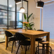 Łódzkie wnętrza - połączenie industrialnego stylu z przytulnością