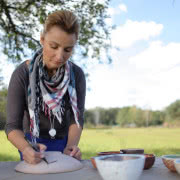 Joanna Brodzik i Marta Suchodolska, wydawca...