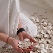 Każda myśl to oddzielnie ulepiony przez artystkę...