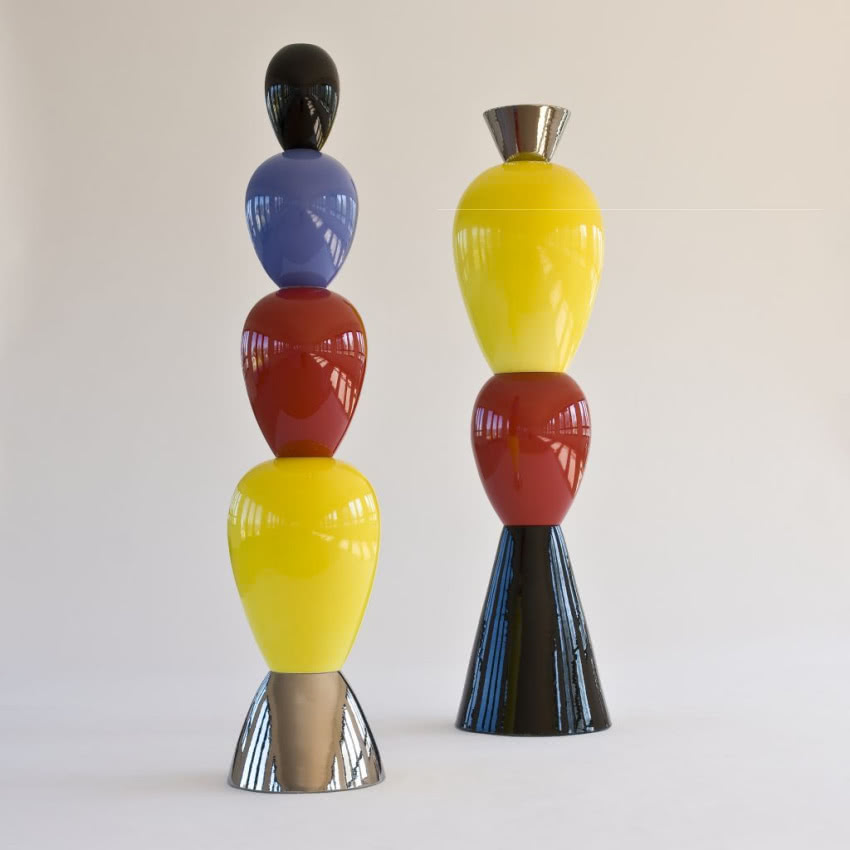 fot. 8. Colonne - seria ceramicznych rzeźb...