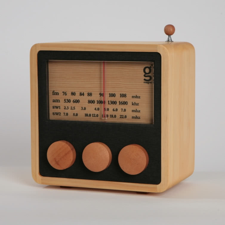 Ekologiczne radio Cube Wooden
