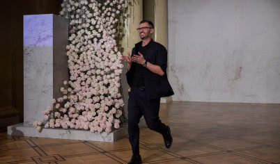 Ze świata wielkiej mody do designu - projektanci od ubrań dla wzornictwa