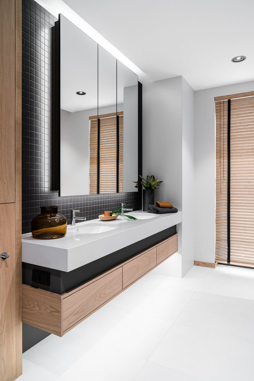 W głównej łazience
wszystko...