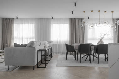 Dwupoziomowy apartament w Zielonej Górze inspirowany naturą