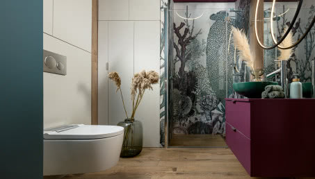 Jak działa toaleta myjąca? Czy może zastąpić bidet?