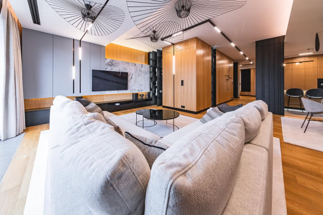 nowoczesne mieszkanie w fornirze drewnianym