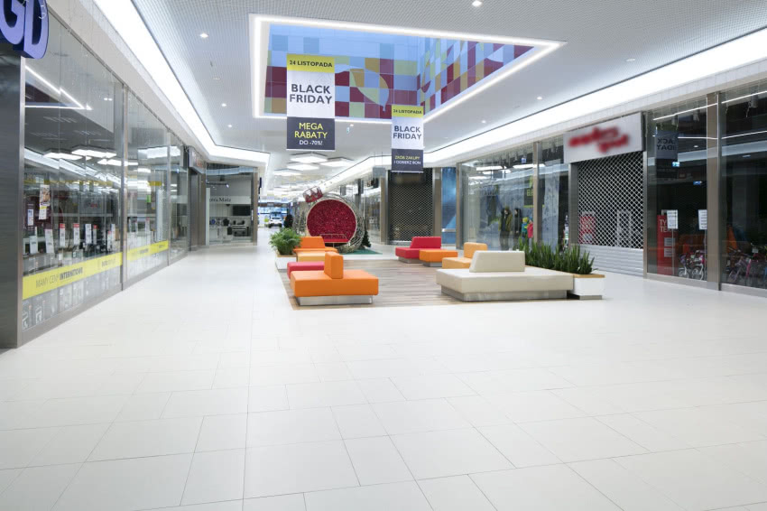 Wołomin Galeria handlowa olekcja Duroteq 
fot....