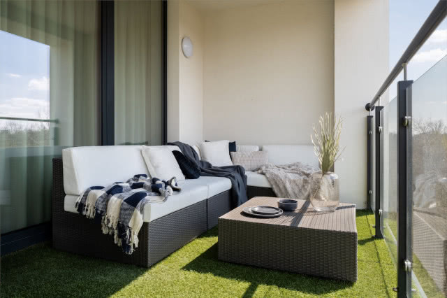 sztuczna trawa na balkon