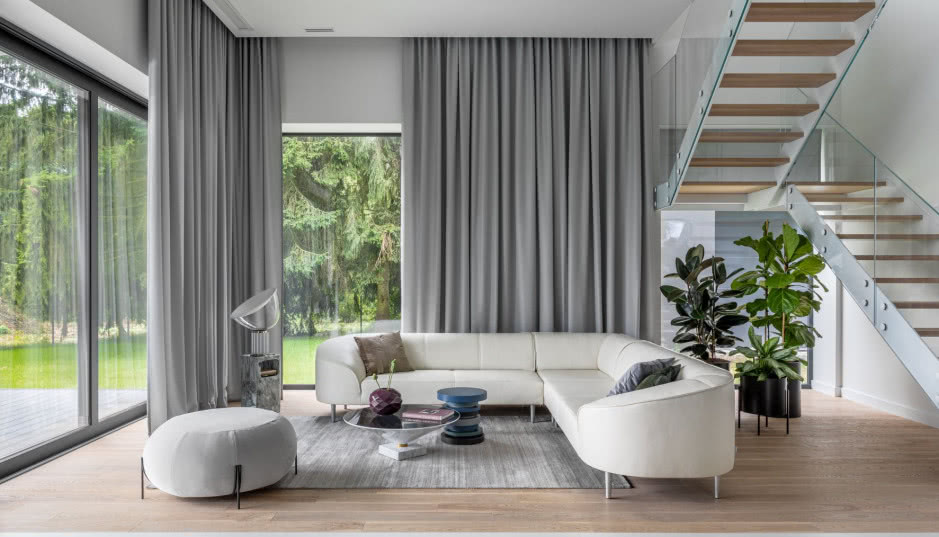 Dom otwarty. Weekendowa willa nad rozlewiskiem Narwi