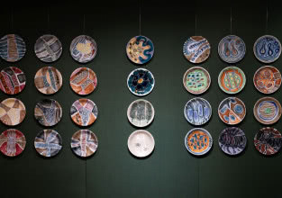 Ceramika z Zakładów Fajansu „Włocławek”. Jej twórczynią była Elżbieta Piwek-Białoborska 