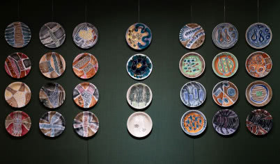 Ceramika z Zakładów Fajansu „Włocławek”. Jej twórczynią była Elżbieta Piwek-Białoborska 