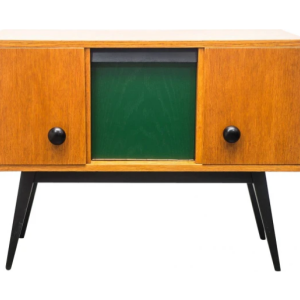 Metamorfoza komody z PRL