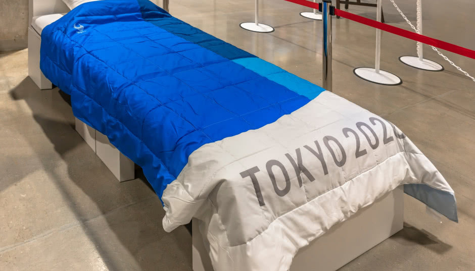 W Paryżu olimpijczycy śpią na tekturowych łóżkach!