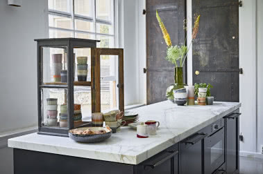 Jak zaaranżować szarą kuchnię?