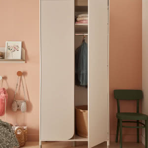 Jak urządzić przytulny pokój dla nastolatki?