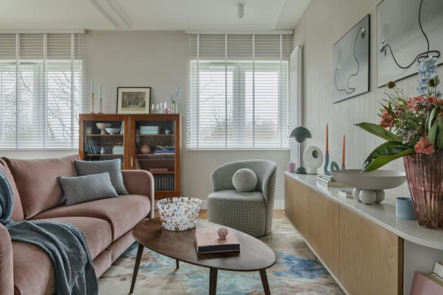 Salon w błękicie i różu