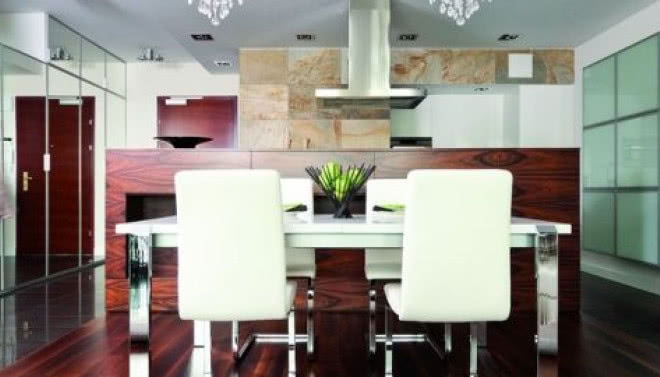 Fornir i marmur w apartamencie