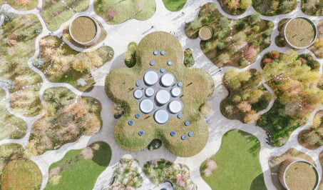 Kopenhaski port zamieniony w park! W jego centrum jest szklarnia, która ma kształt kwiatu