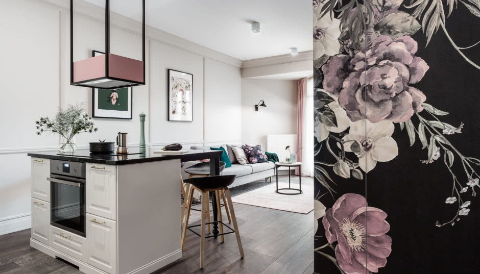 Gdański apartament - kwiaty motywem przewodnim