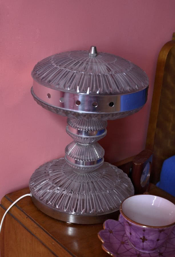 Kryształowa lampka.