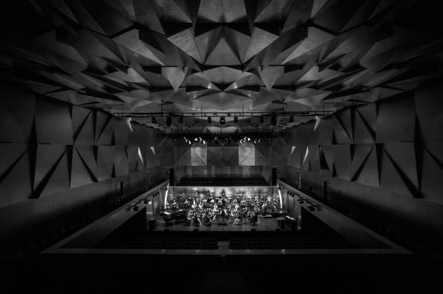 Wyjątkowa wystawa fotografii dokumentująca 10 lat działalności Filharmonii Szczecińskiej