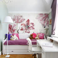 Styl angielski + surrealizm - przepis na teatralne wnętrze