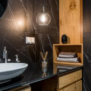 Mieszkanie w eleganckiej czerni